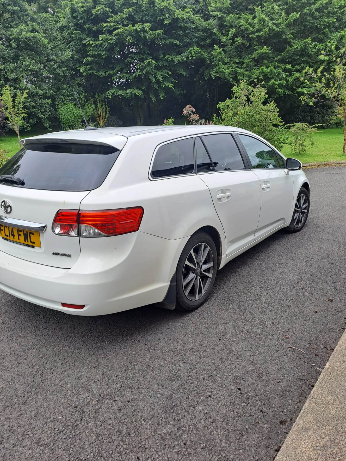 Mar 2014 Toyota Avensis 2.0 D-4D Icon 5dr
