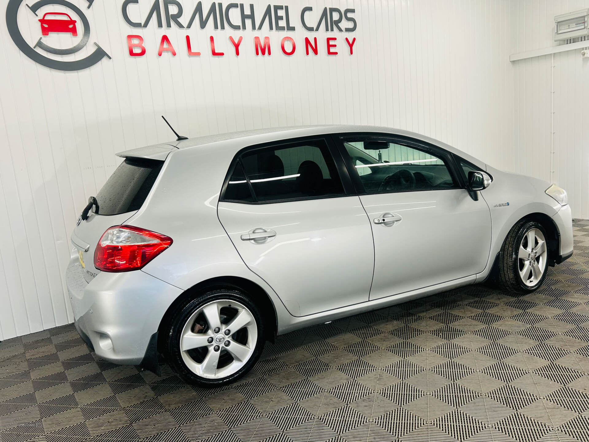 Toyota Auris HATCHBACK in Antrim