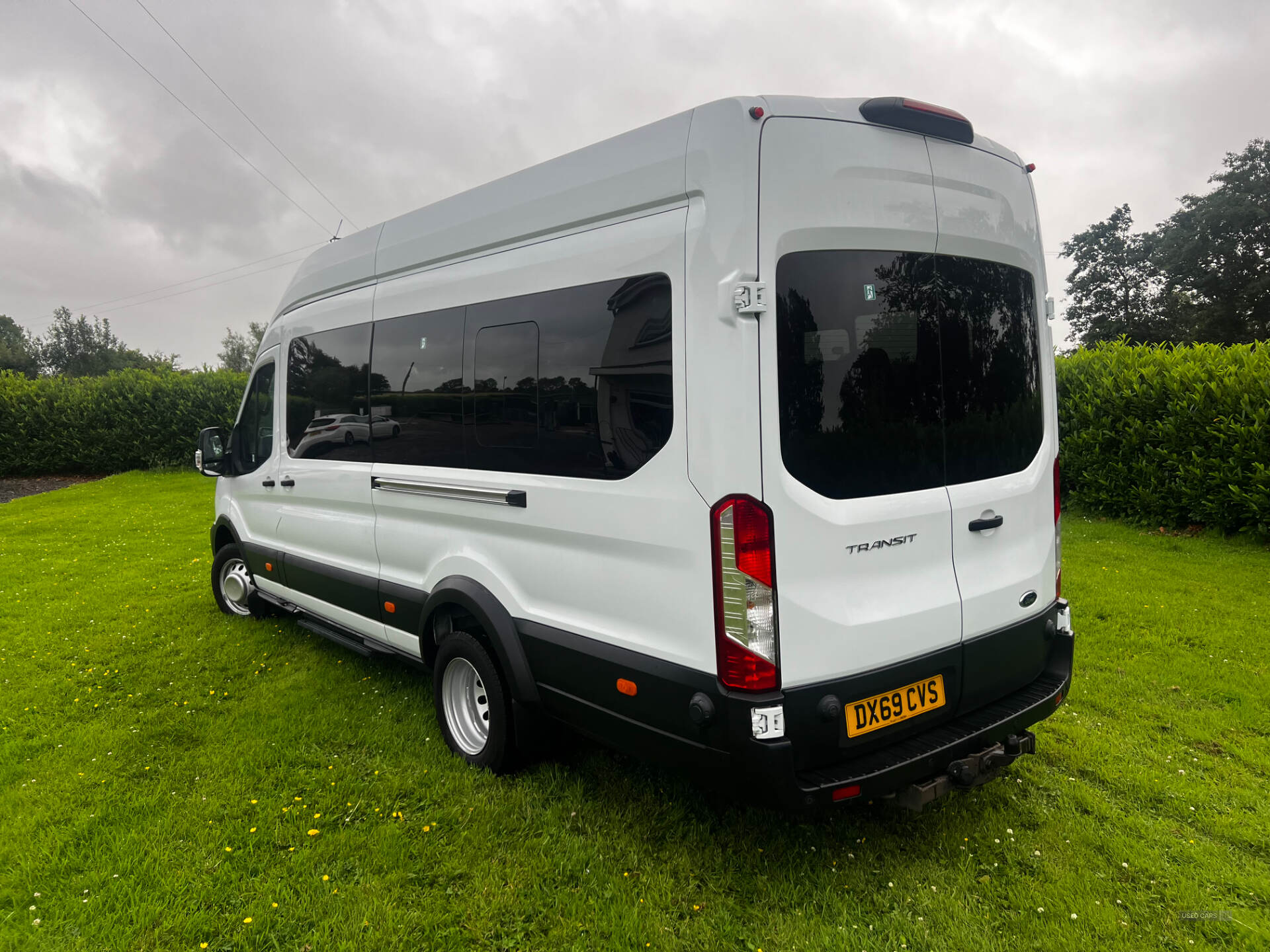 Ford Transit 460 L4 MINIBUS DIESEL RWD in Antrim