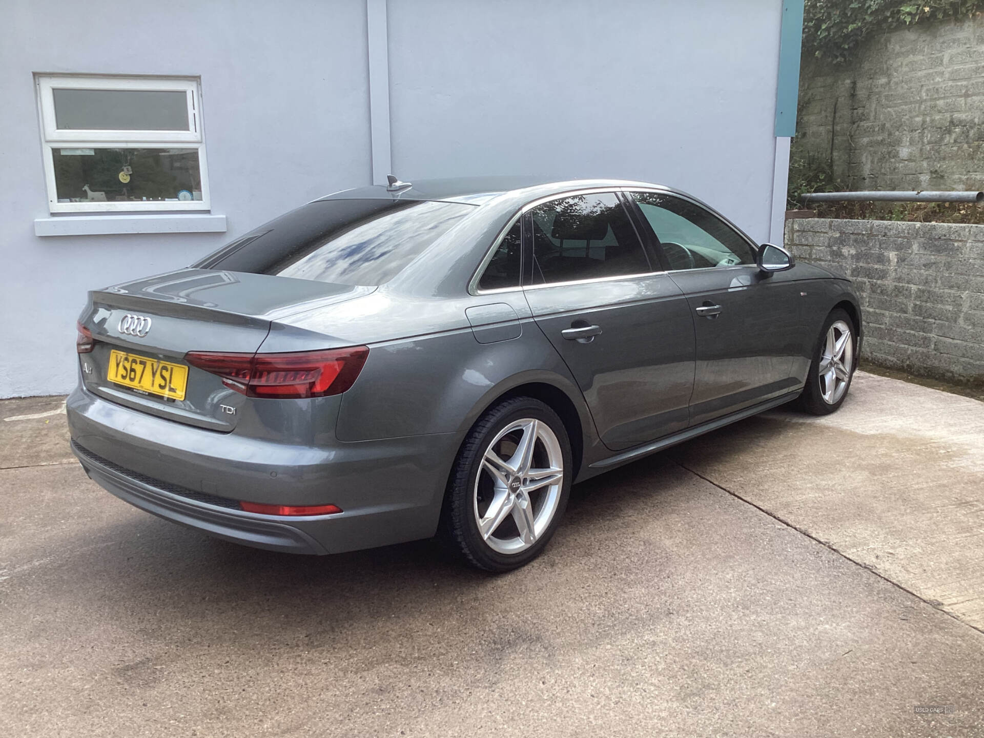 Audi A4 DIESEL SALOON in Down