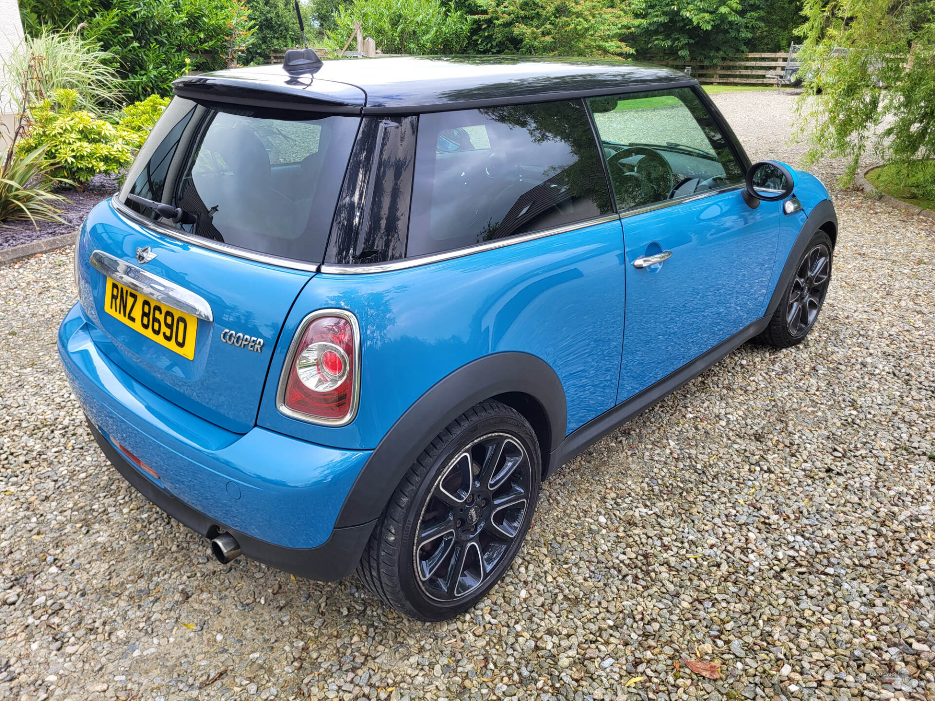 Sep 2012 MINI Hatch 1.6 Cooper Bayswater 3dr