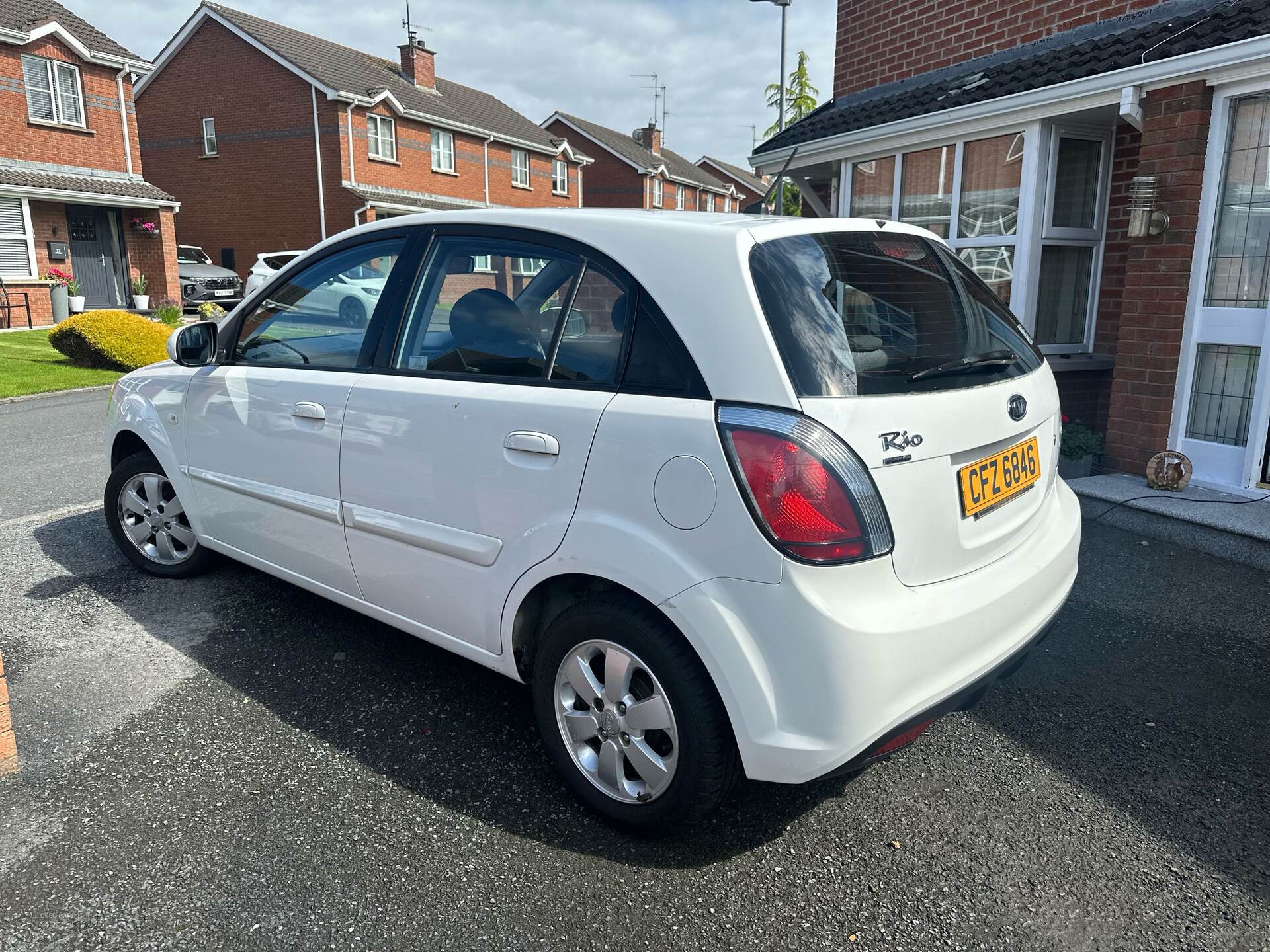 Jun 2010 Kia Rio 1.4 Strike 5dr