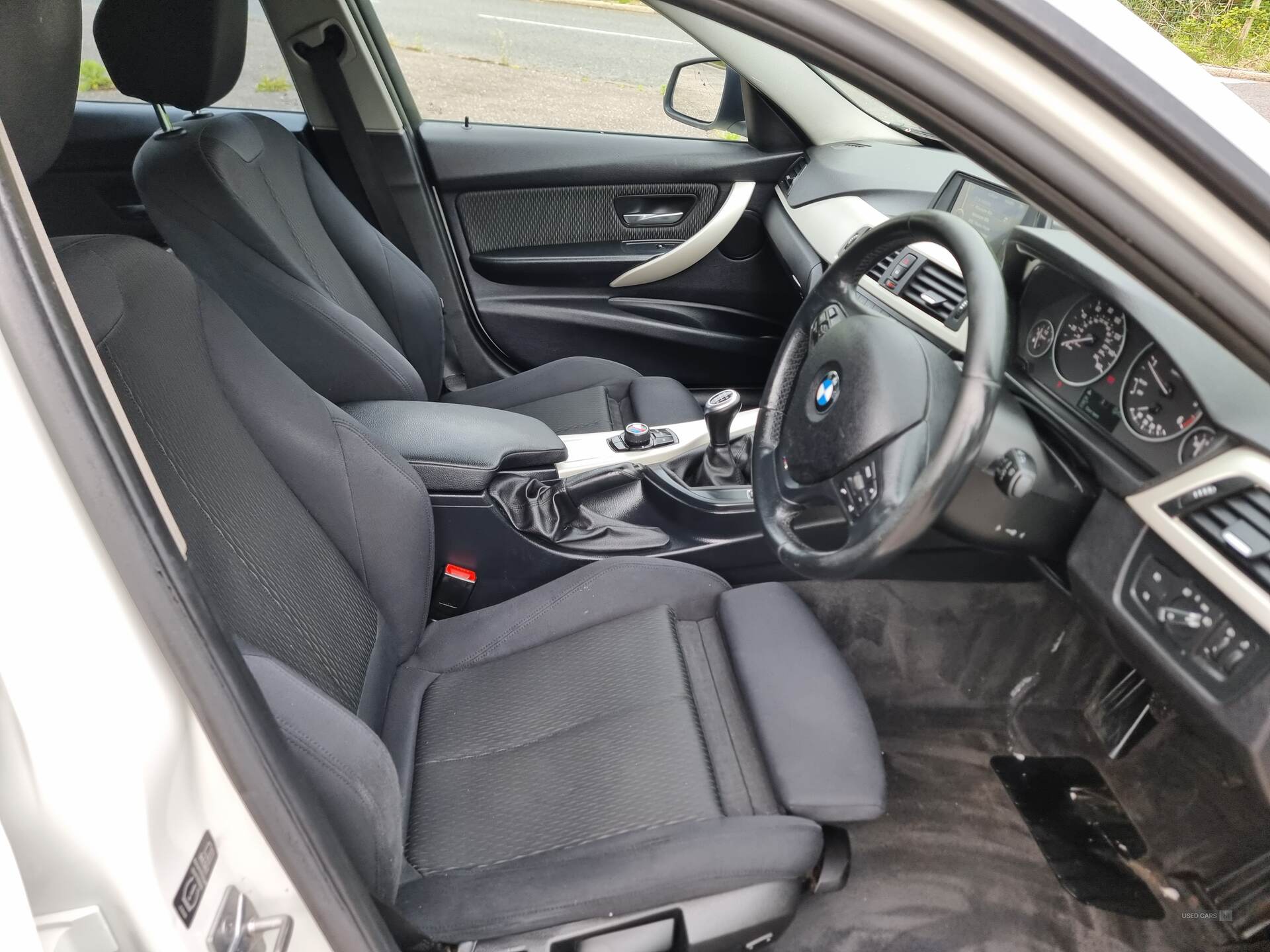 Nov 2013 BMW 3 Series 320d EfficientDynamics 5dr
