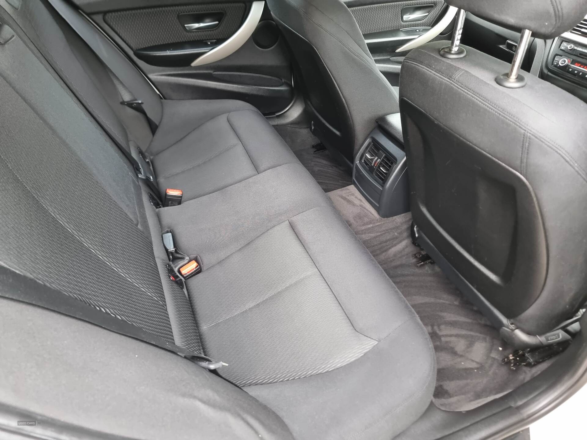 Nov 2013 BMW 3 Series 320d EfficientDynamics 5dr