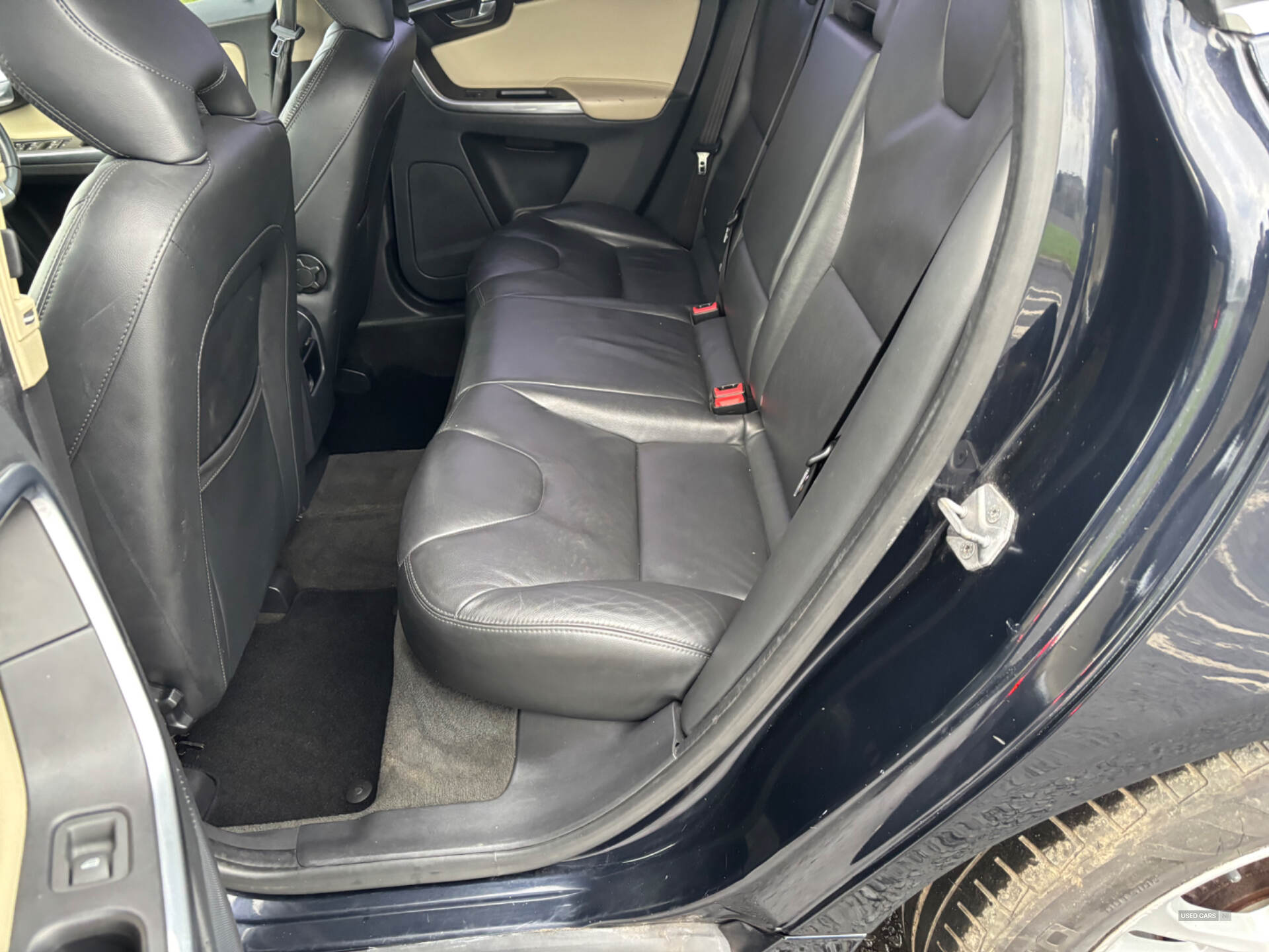 Volvo XC60 DIESEL ESTATE in Tyrone