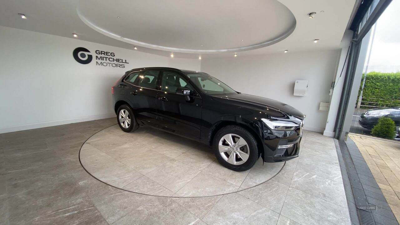 Jan 2022 Volvo XC60 2.0 B4D Momentum 5dr AWD Geartronic
