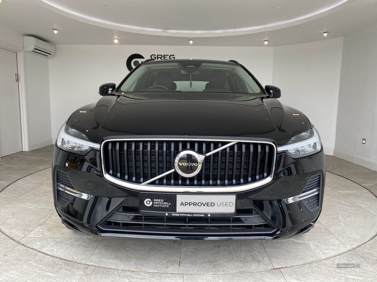 Jan 2022 Volvo XC60 2.0 B4D Momentum 5dr AWD Geartronic