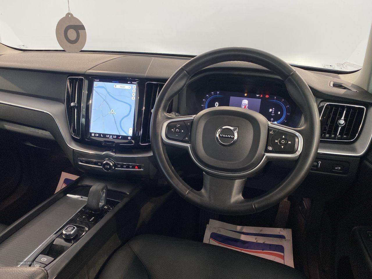 Jan 2022 Volvo XC60 2.0 B4D Momentum 5dr AWD Geartronic