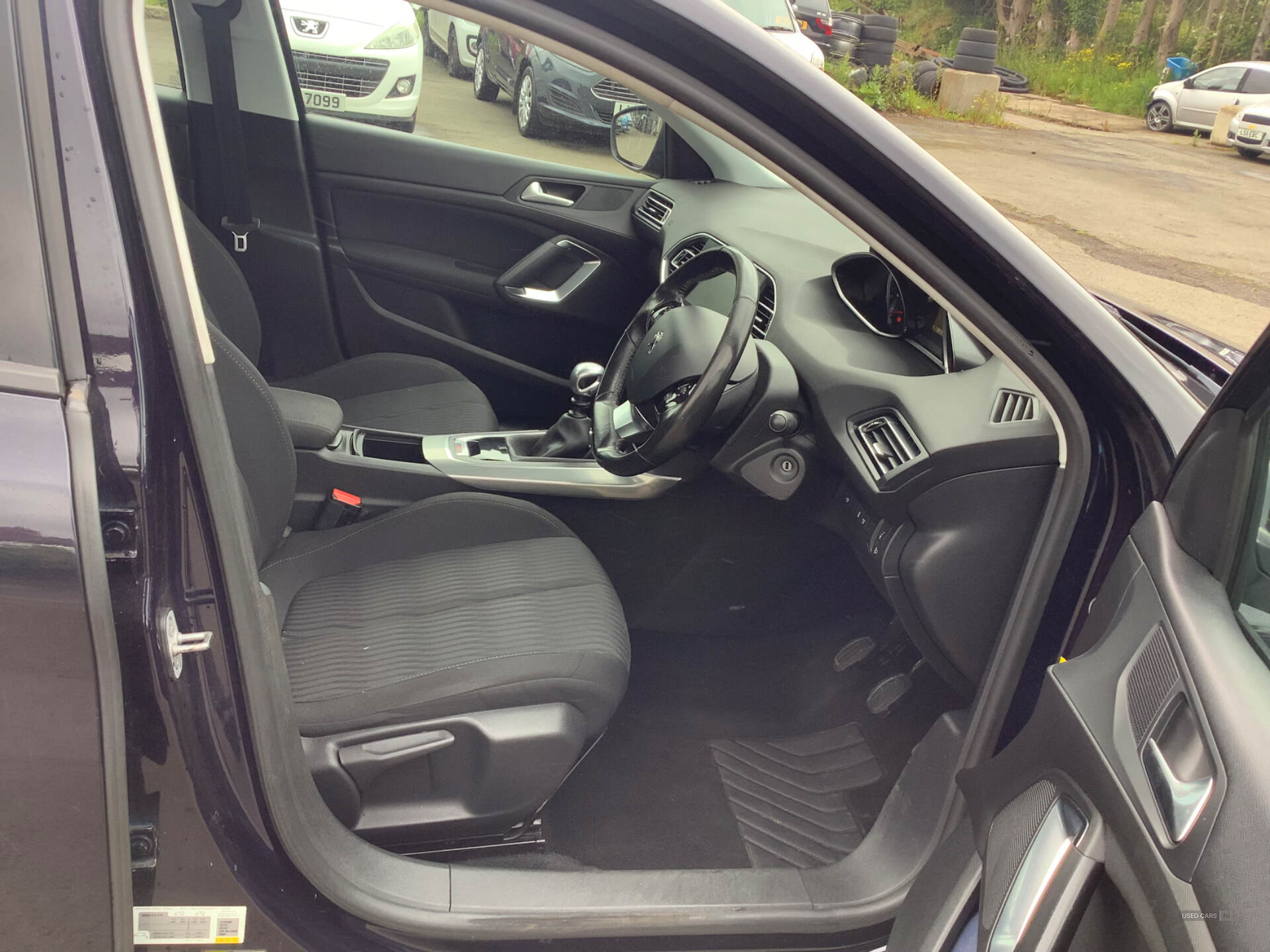 Oct 2015 Peugeot 308 1.6 BlueHDi 120 Active 5dr