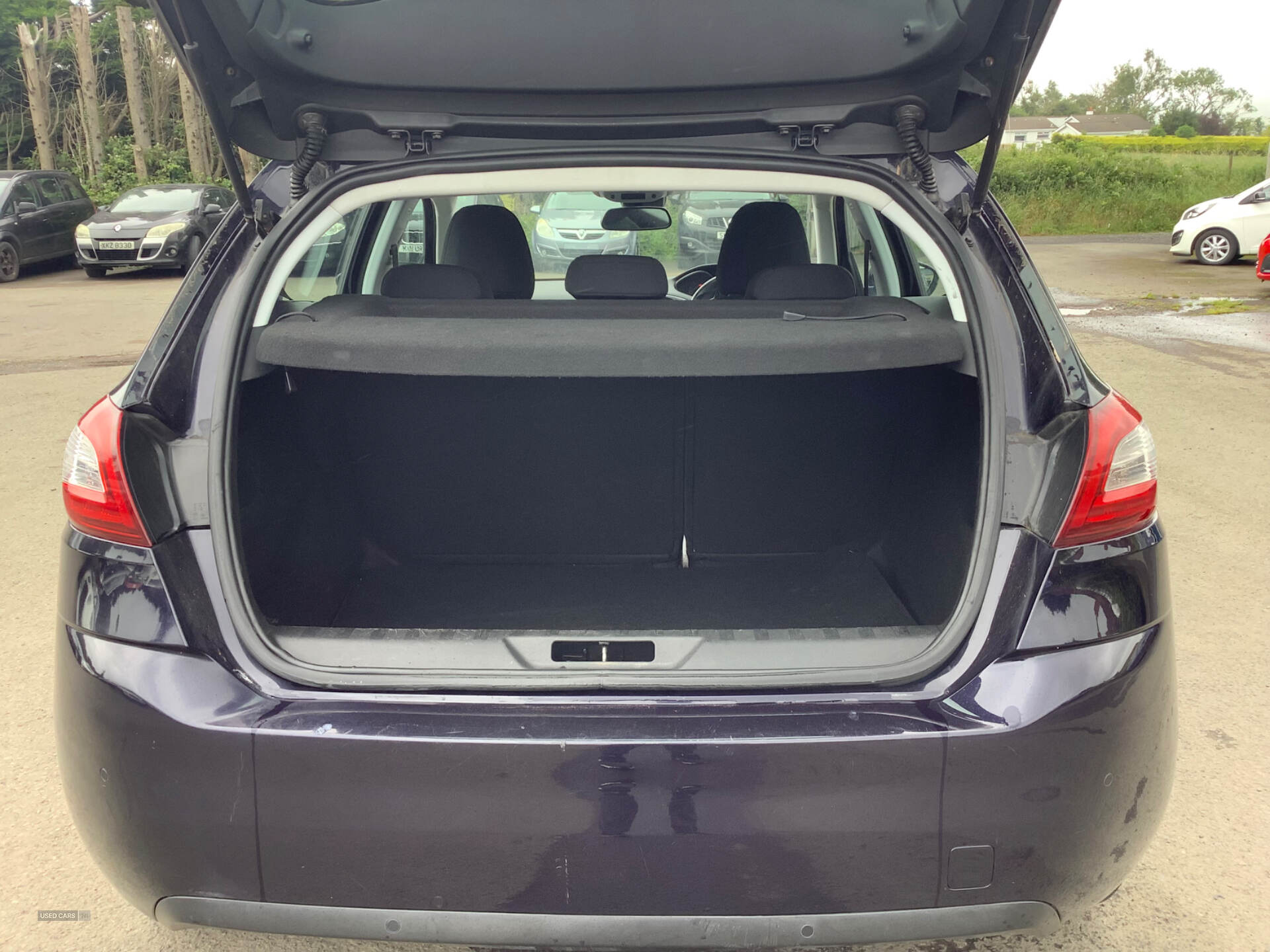 Oct 2015 Peugeot 308 1.6 BlueHDi 120 Active 5dr