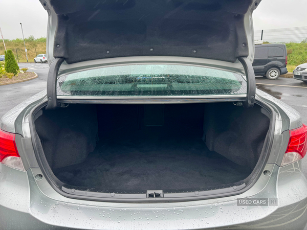 Toyota Avensis DIESEL SALOON in Derry / Londonderry