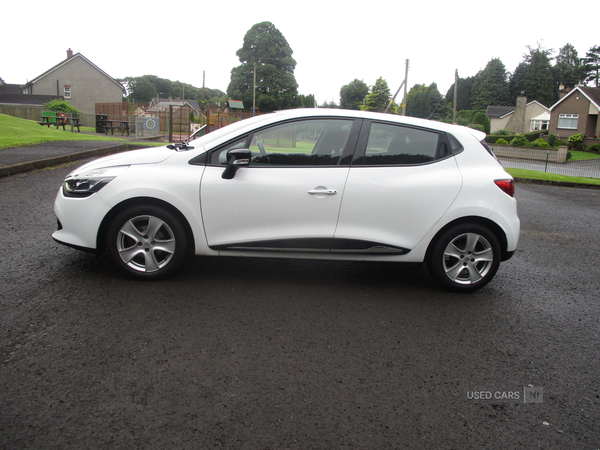Renault Clio HATCHBACK in Derry / Londonderry