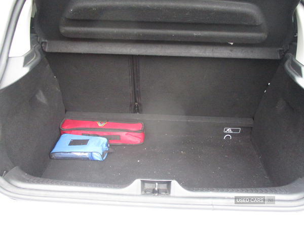 Renault Clio HATCHBACK in Derry / Londonderry