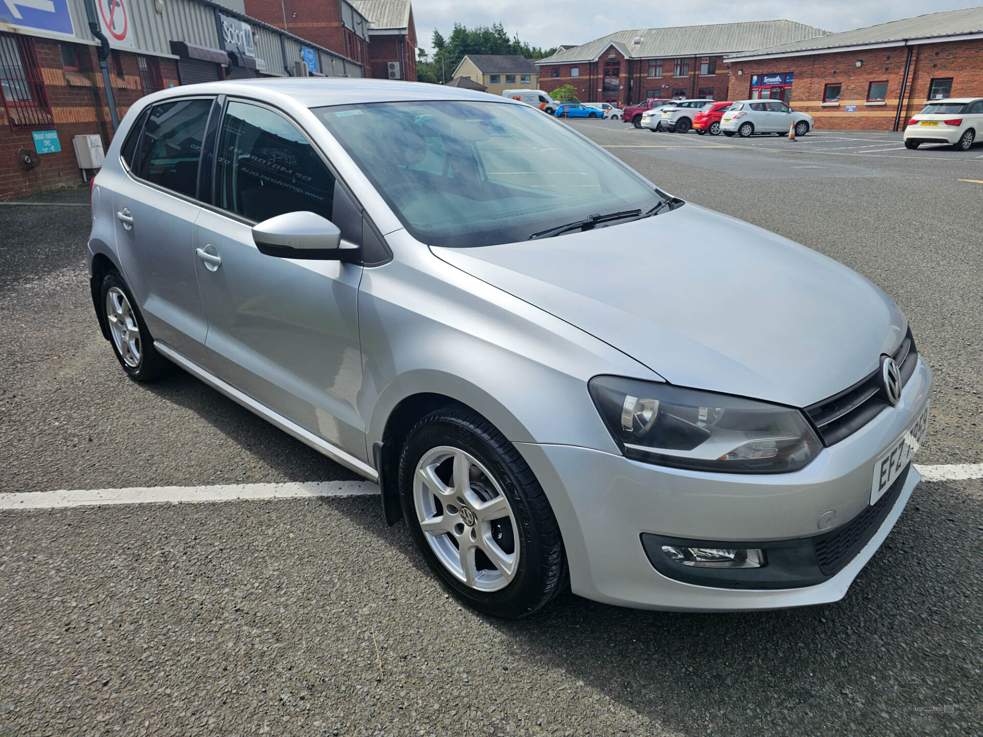 Volkswagen Polo HATCHBACK in Down