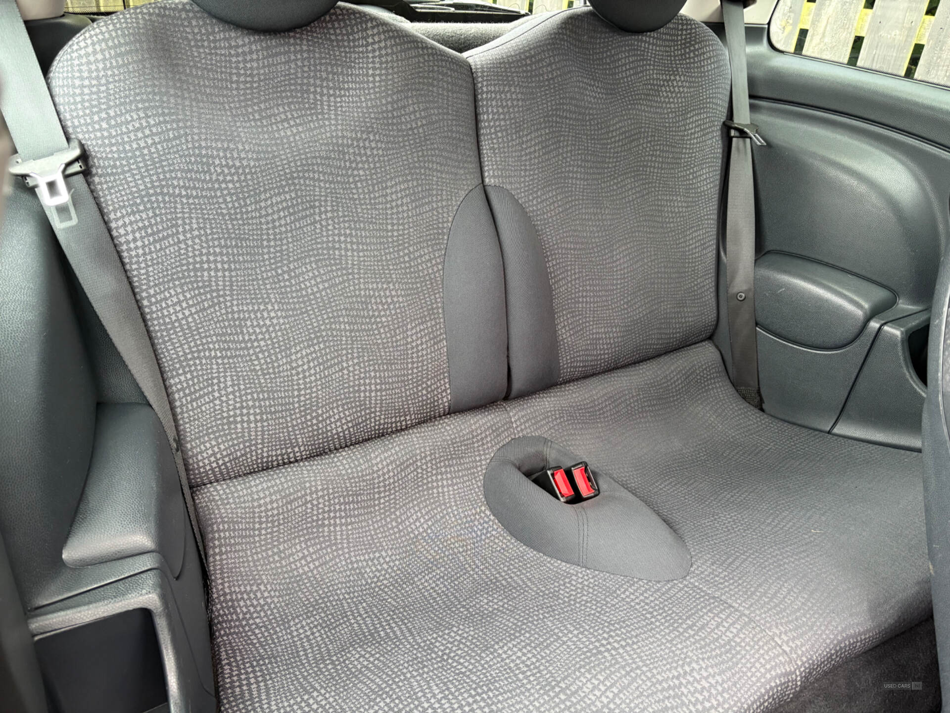 Feb 2004 MINI Hatch 1.6 One 3dr