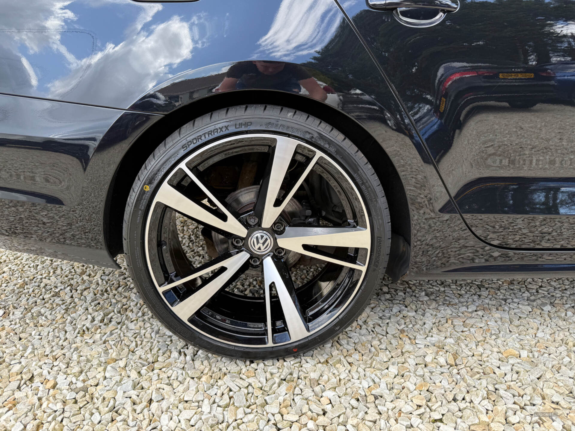 Car Thumbnail 6