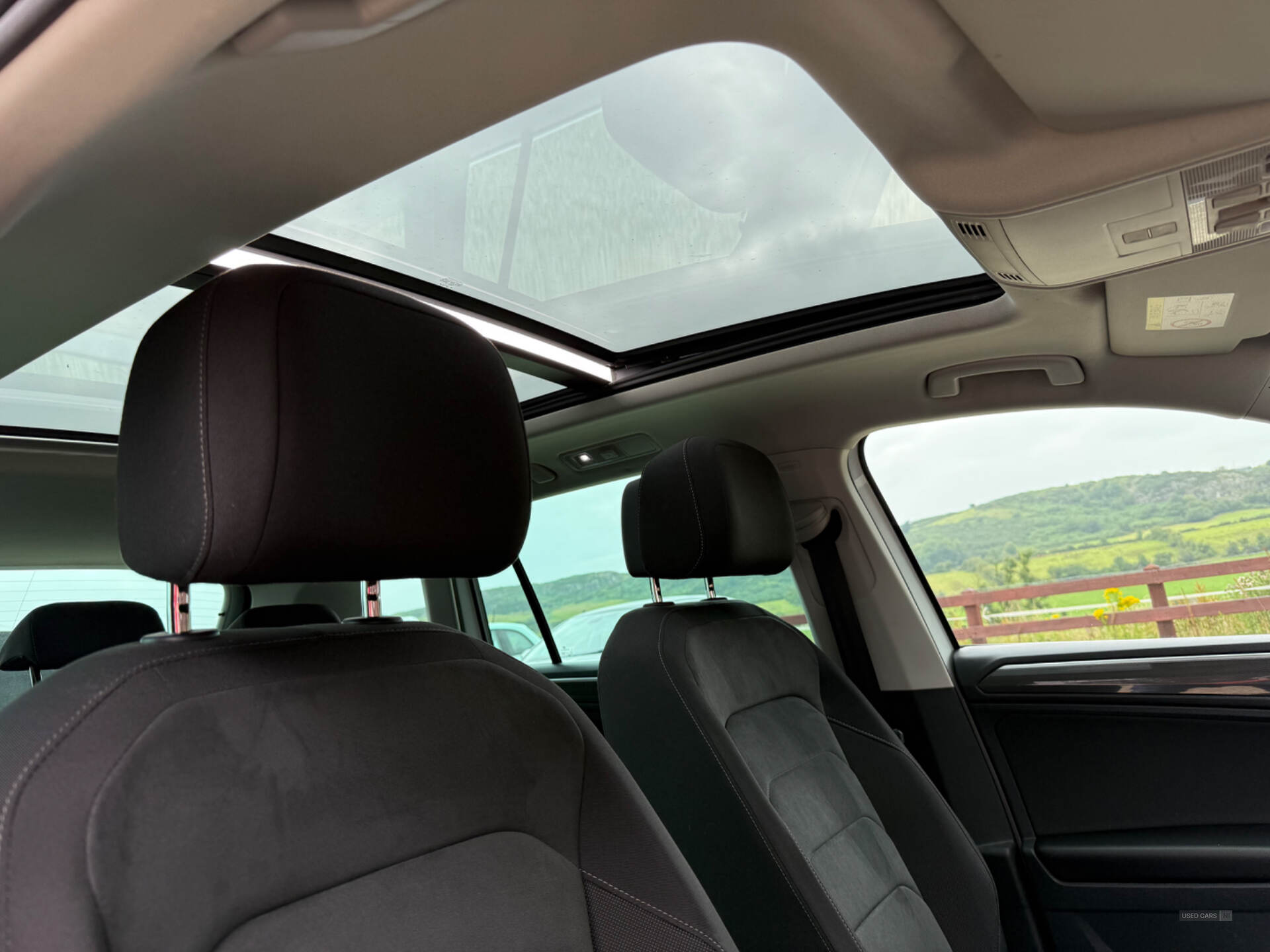 Car Thumbnail 8