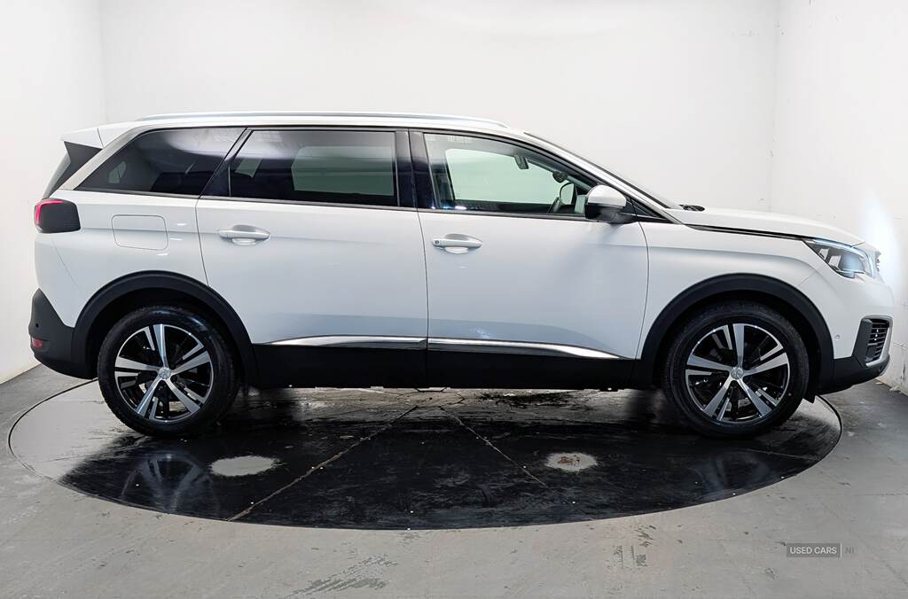 Peugeot 5008 DIESEL ESTATE in Antrim