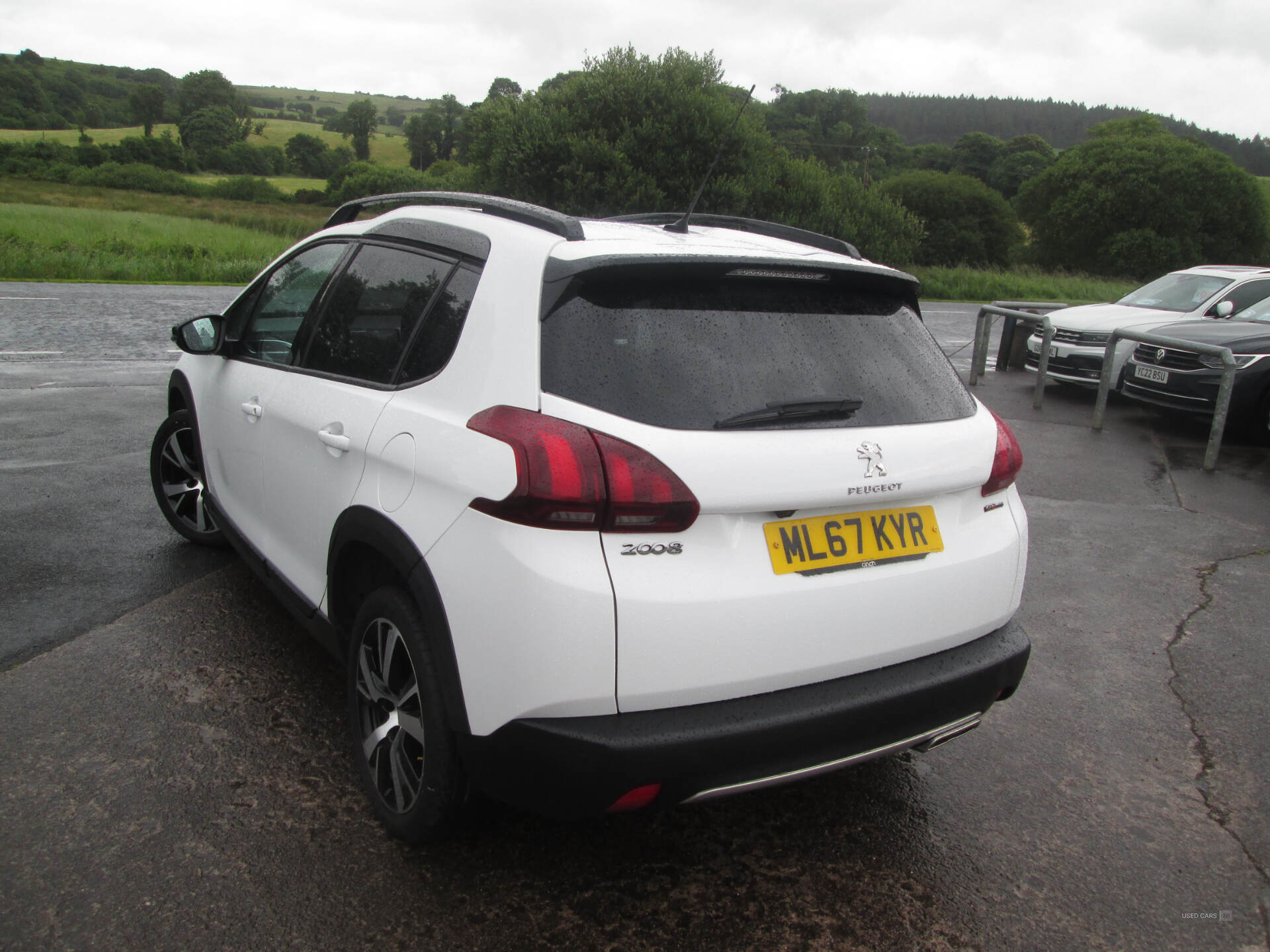 Car Thumbnail 4