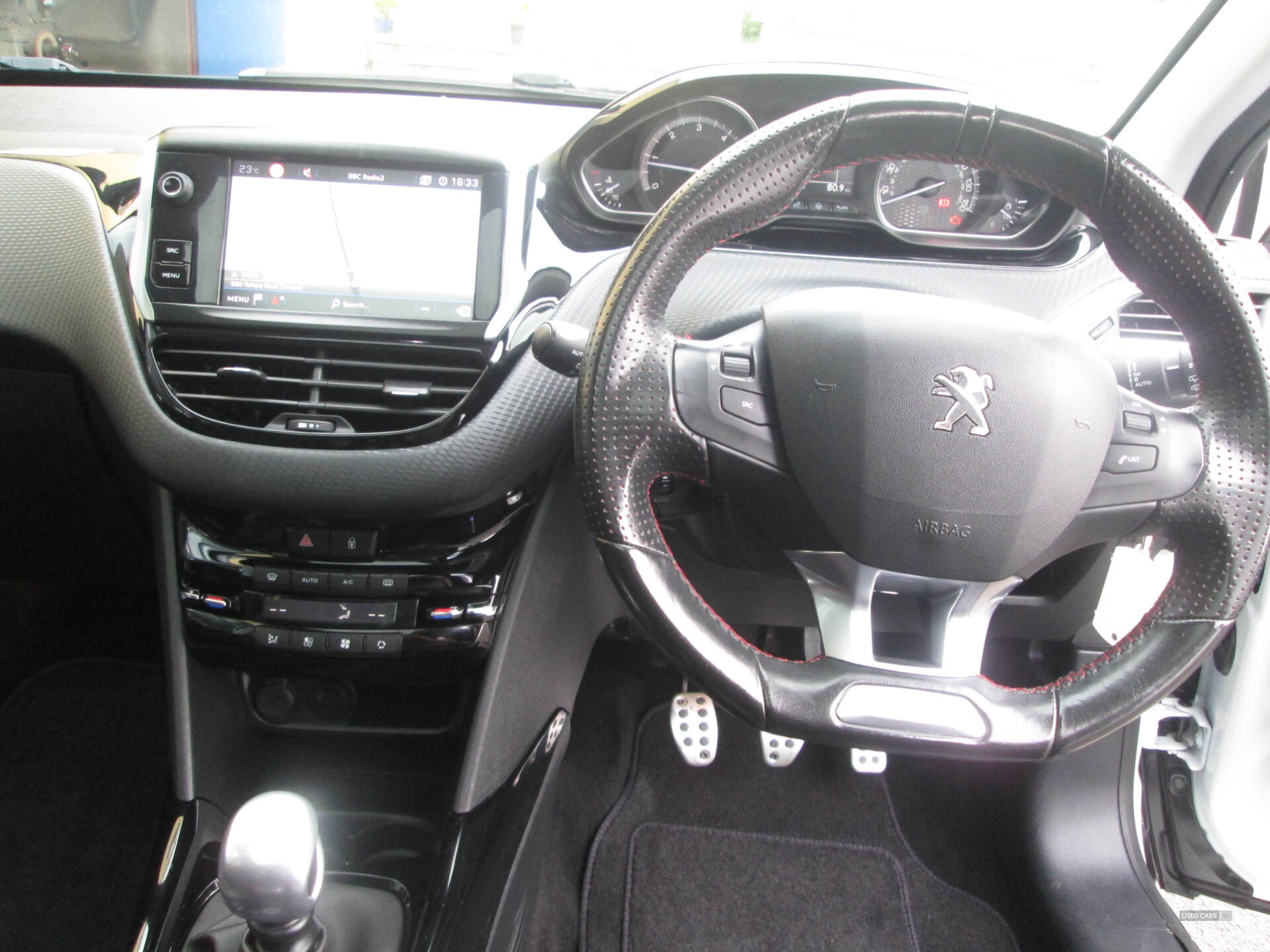 Car Thumbnail 8