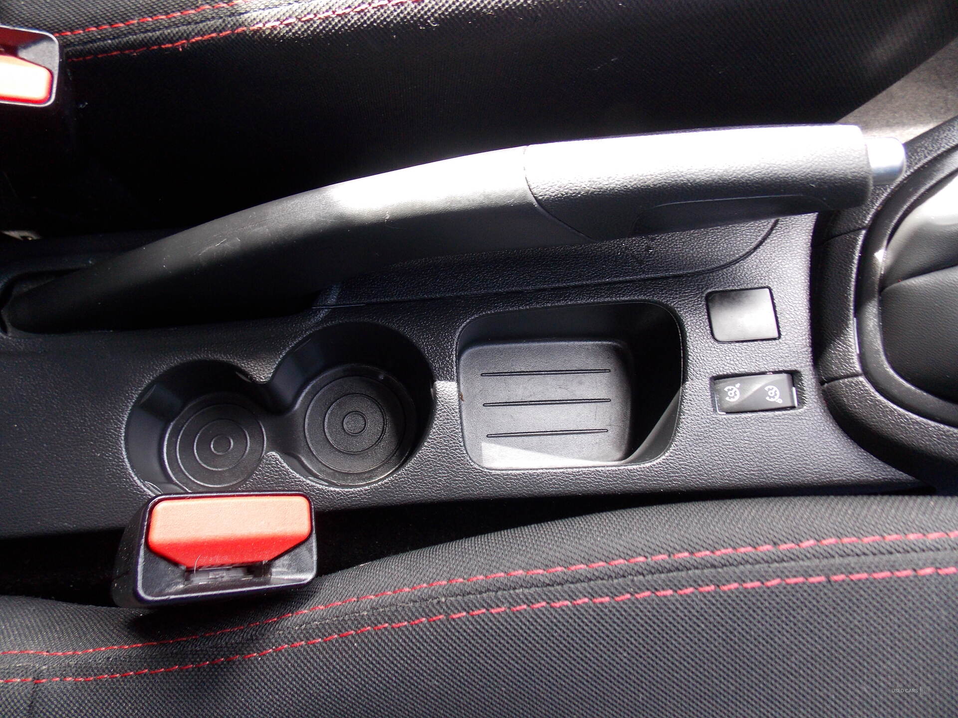 Mar 2016 Renault Clio 1.2 16V Play 5dr
