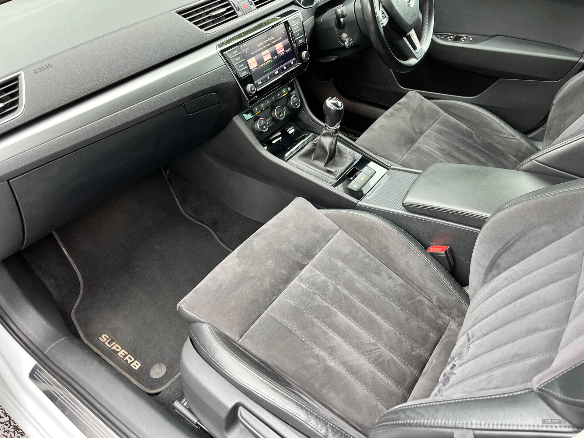 Mar 2016 Skoda Superb 2.0 TDI CR SE L Executive 5dr