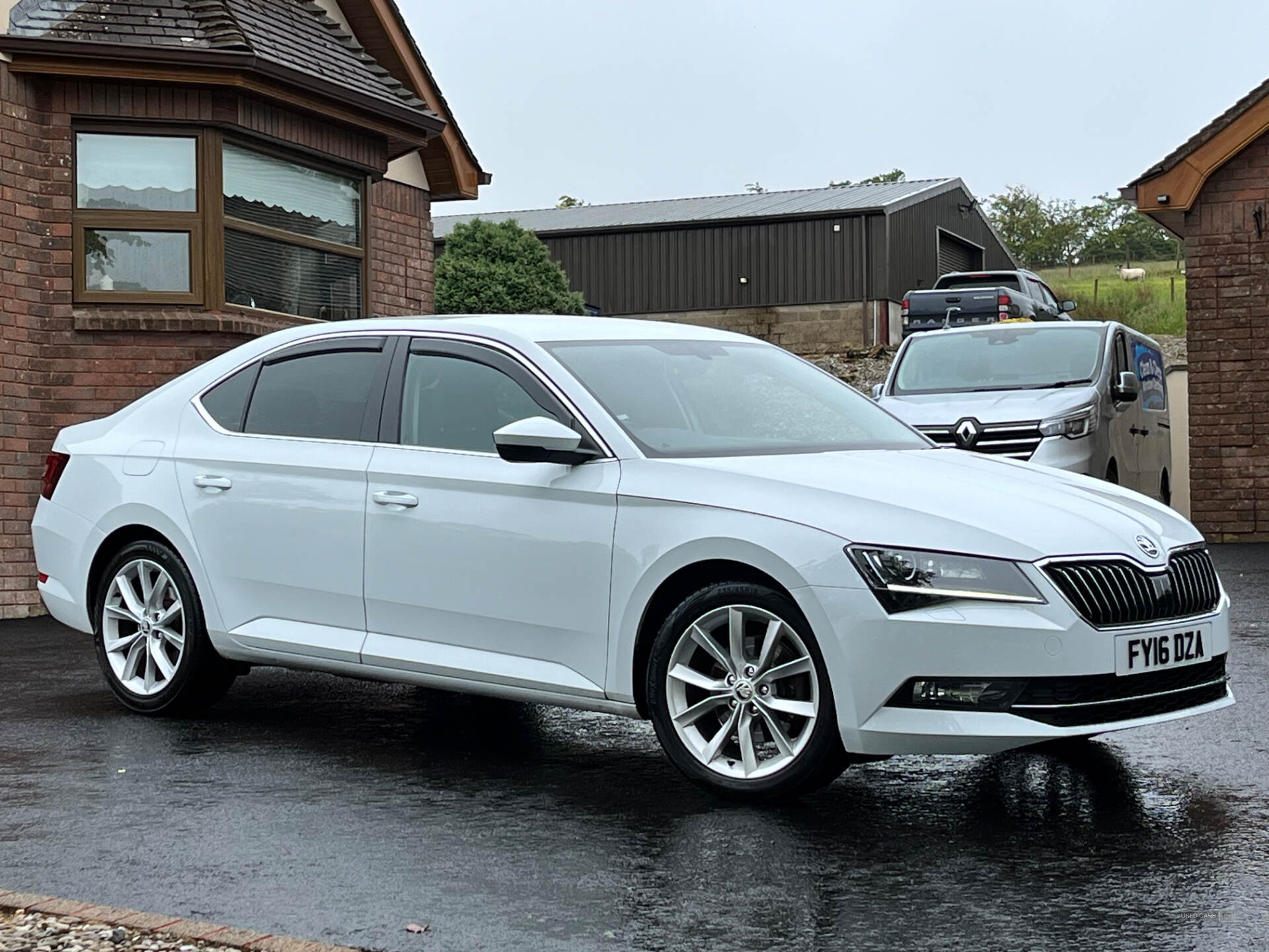 Mar 2016 Skoda Superb 2.0 TDI CR SE L Executive 5dr