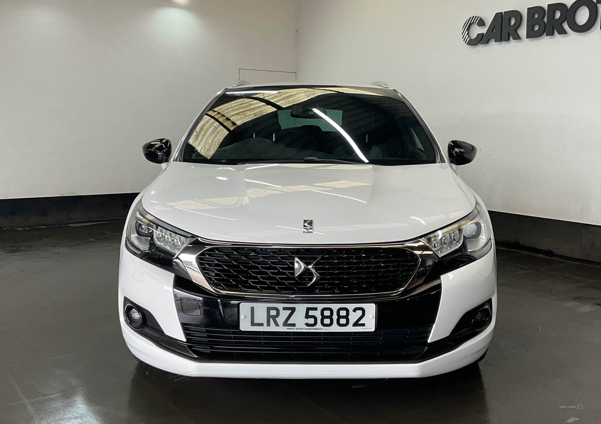 Oct 2016 DS 4 1.6 BlueHDi Crossback 5dr
