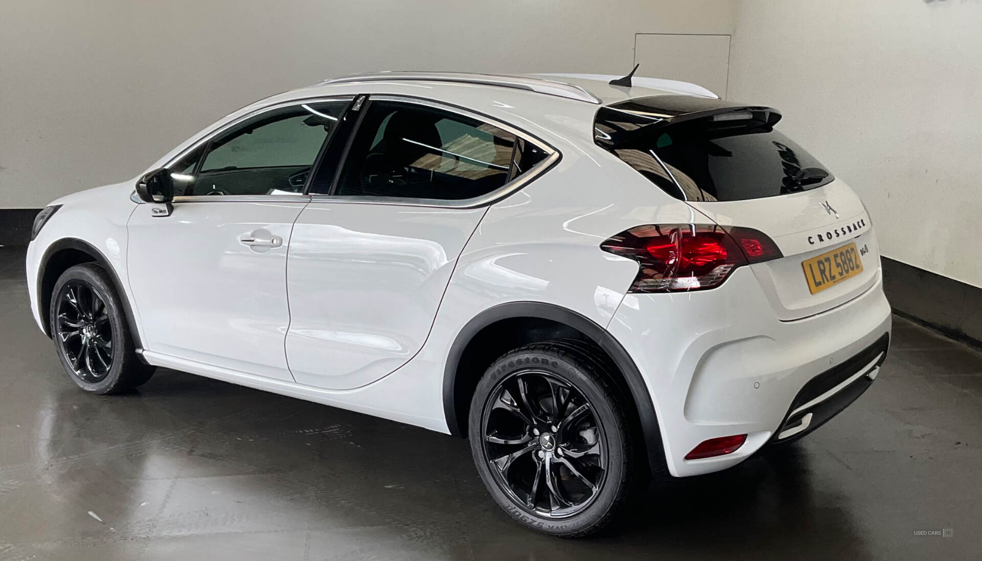 Oct 2016 DS 4 1.6 BlueHDi Crossback 5dr