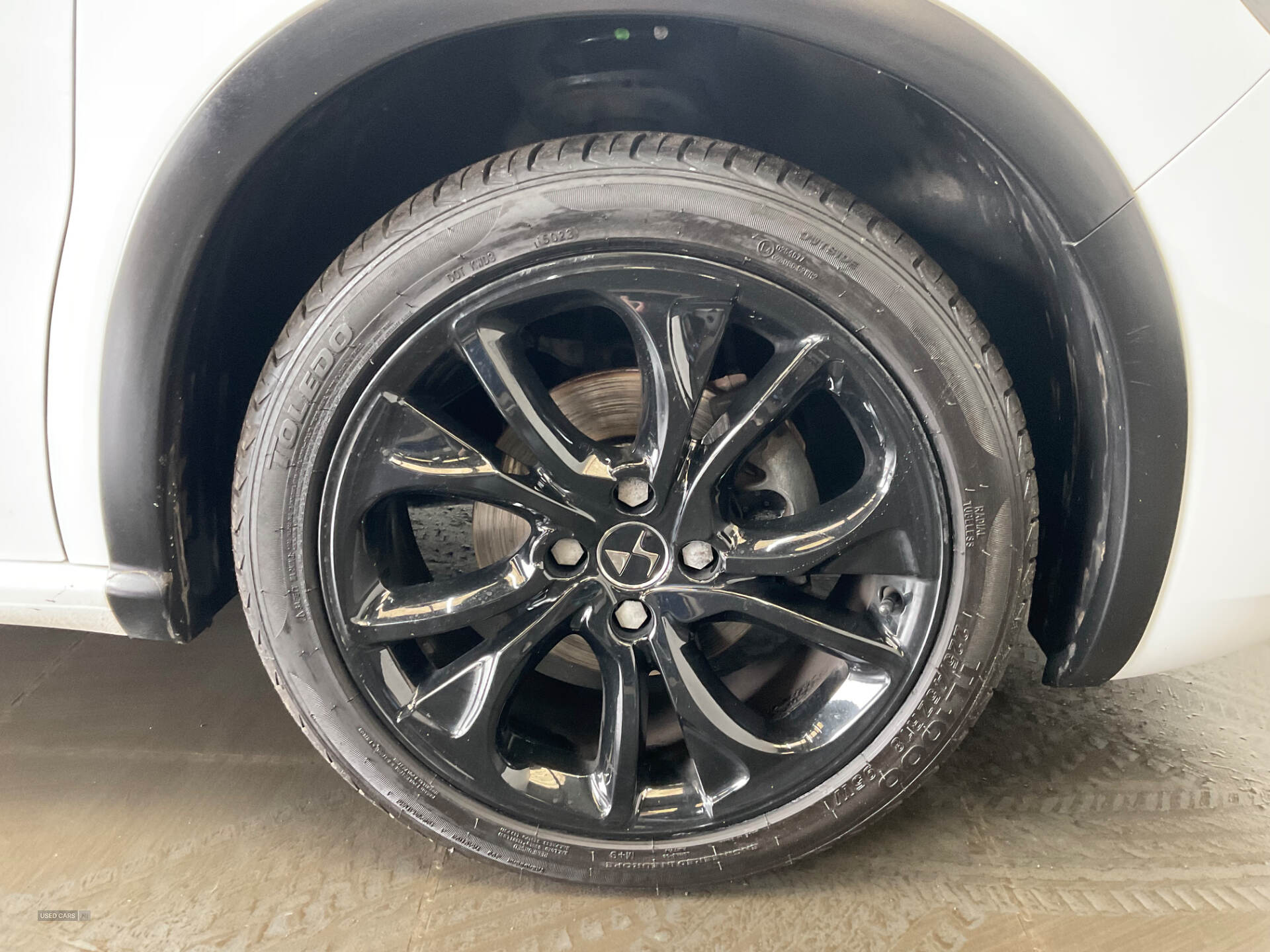 Oct 2016 DS 4 1.6 BlueHDi Crossback 5dr