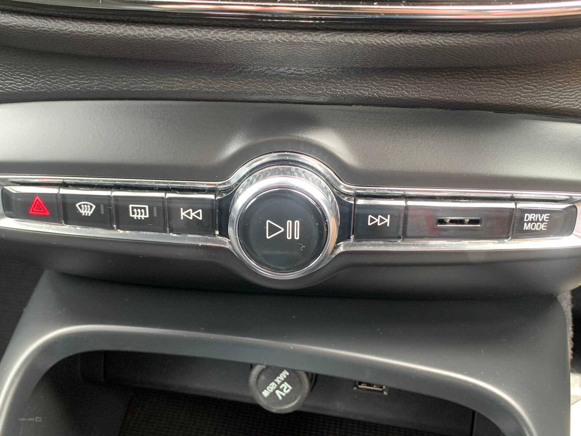Volvo XC40 ESTATE in Antrim