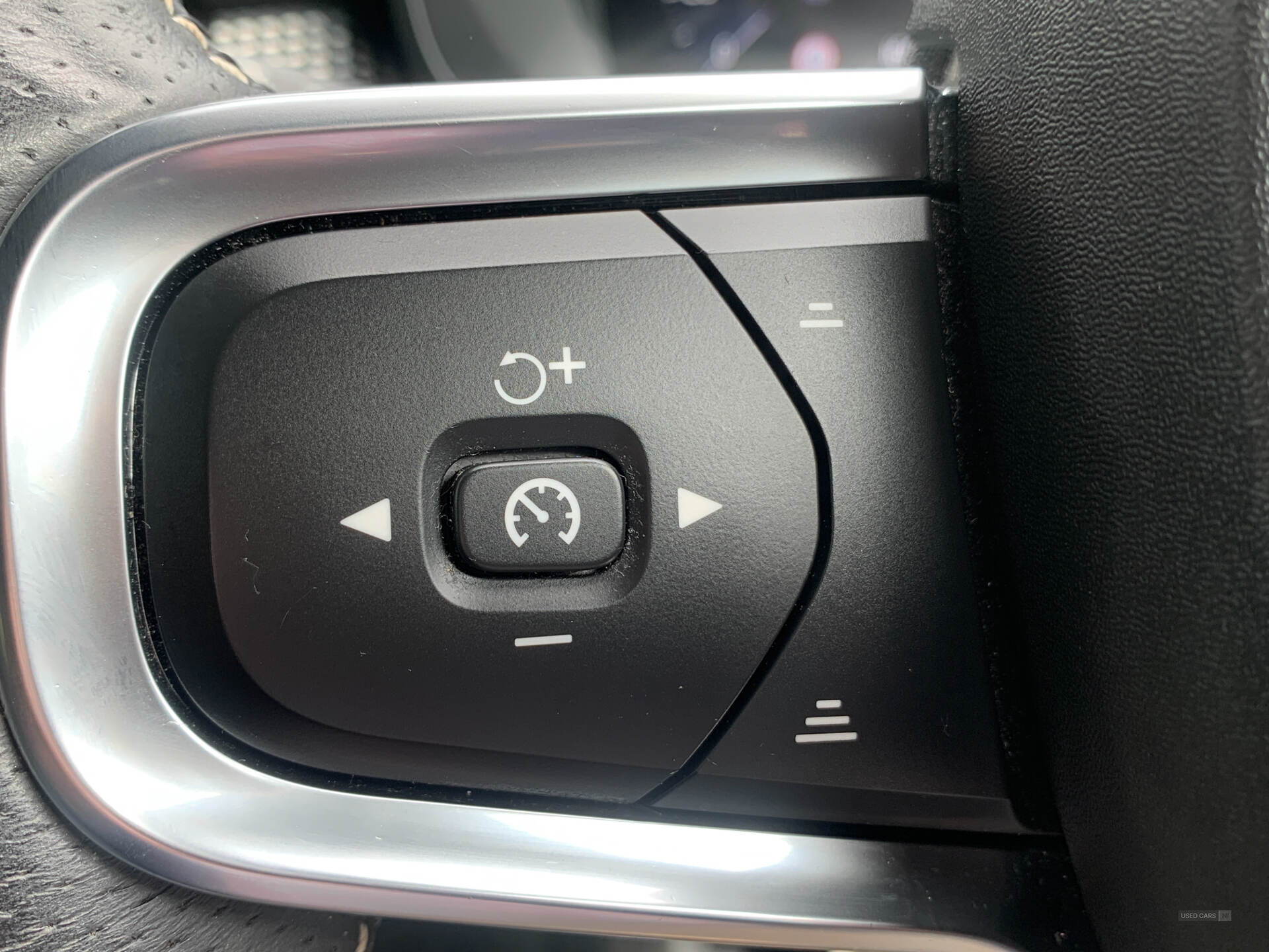 Volvo XC40 ESTATE in Antrim