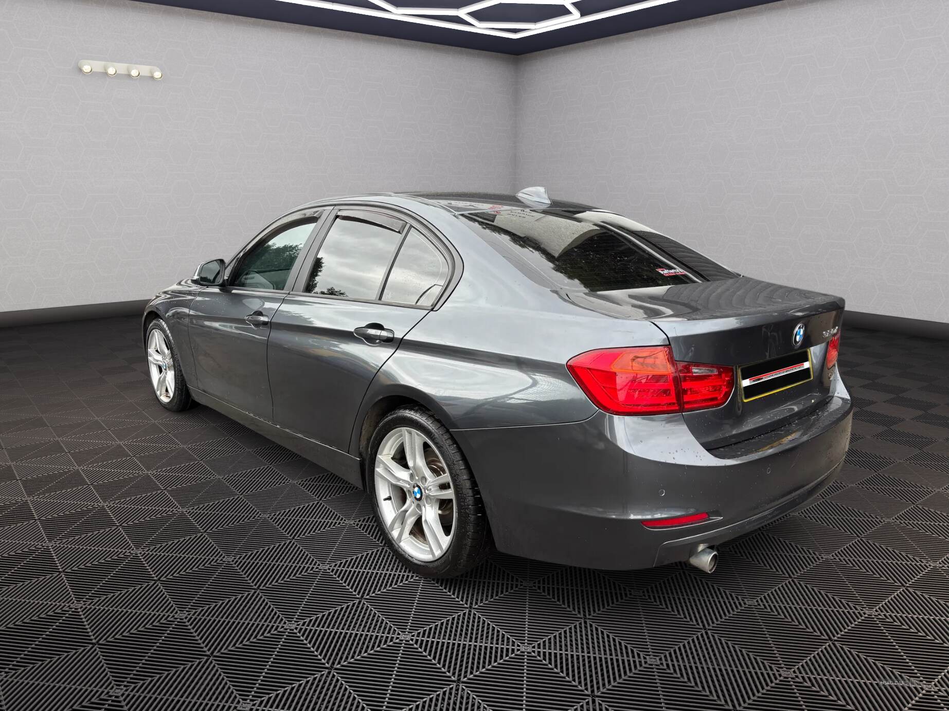 Mar 2014 BMW 3 Series 320d EfficientDynamics 4dr