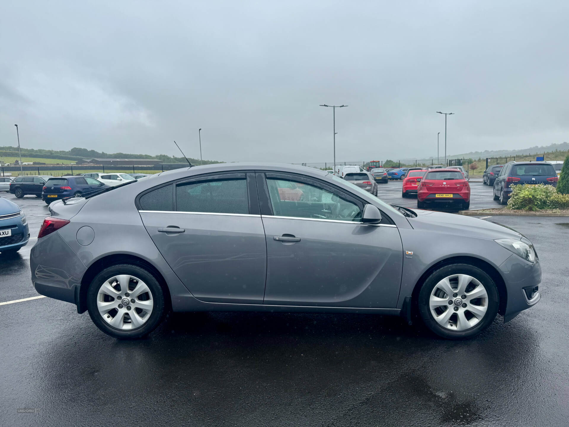 Vauxhall Insignia DIESEL HATCHBACK in Derry / Londonderry