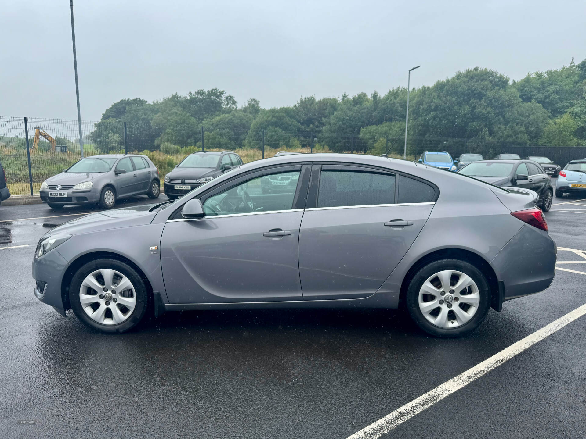 Vauxhall Insignia DIESEL HATCHBACK in Derry / Londonderry