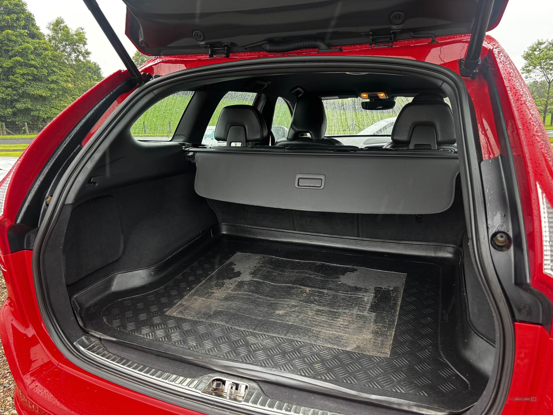 Volvo XC60 DIESEL ESTATE in Derry / Londonderry