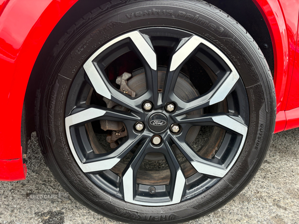Ford Puma HATCHBACK SPECIAL EDITIONS in Down