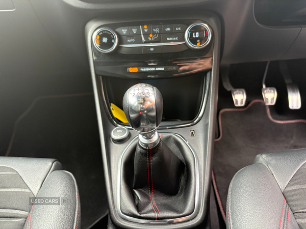 Ford Puma HATCHBACK SPECIAL EDITIONS in Down