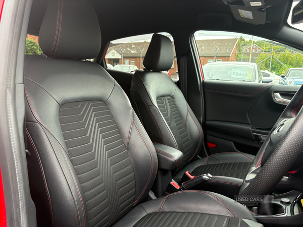 Ford Puma HATCHBACK SPECIAL EDITIONS in Down