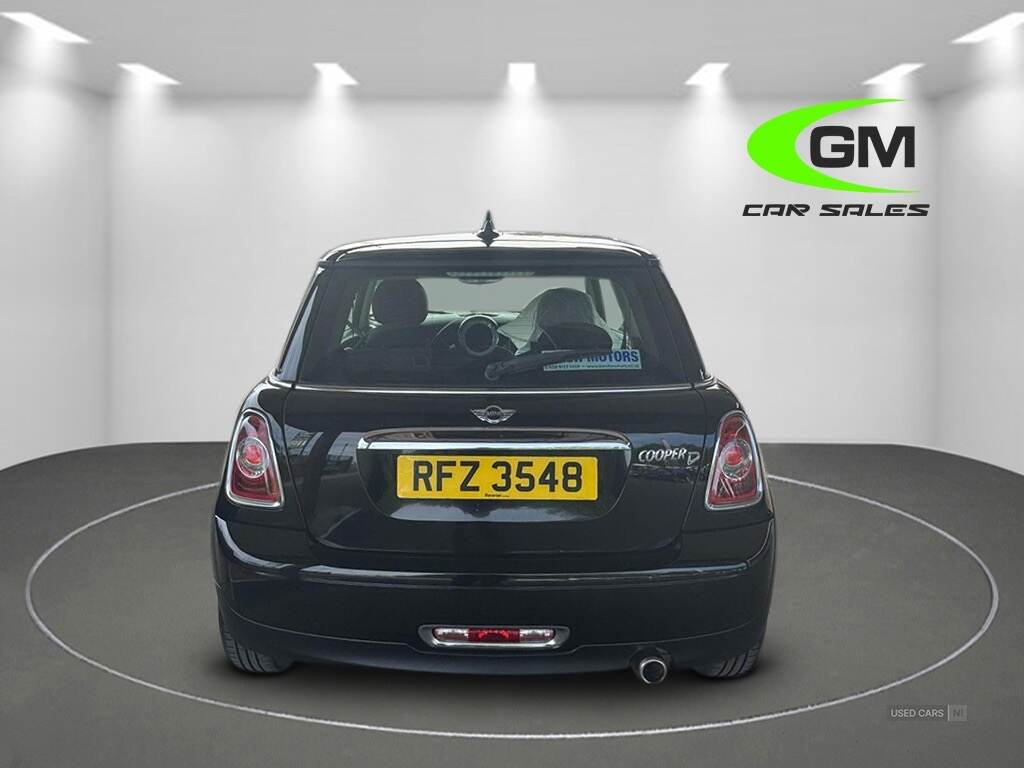 Dec 2013 MINI Hatch 1.6 Cooper D 3dr