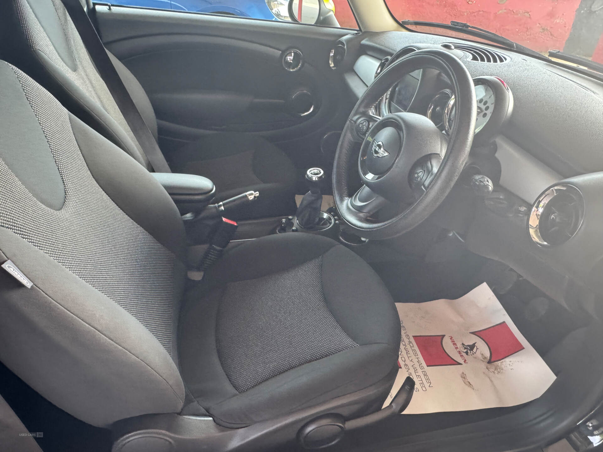 Dec 2013 MINI Hatch 1.6 Cooper D 3dr