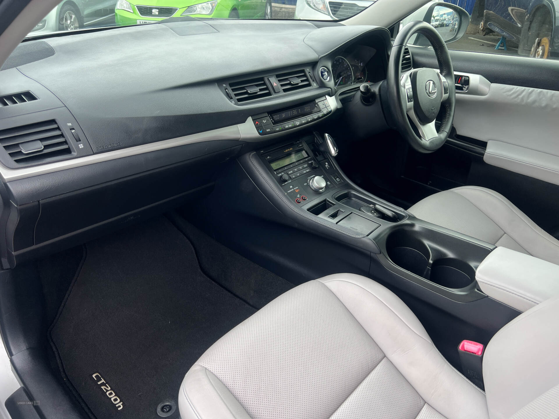 Oct 2011 Lexus CT 200h 200h 1.8 SE-L 5dr CVT Auto