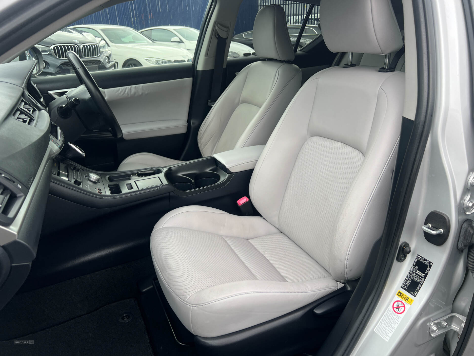 Oct 2011 Lexus CT 200h 200h 1.8 SE-L 5dr CVT Auto