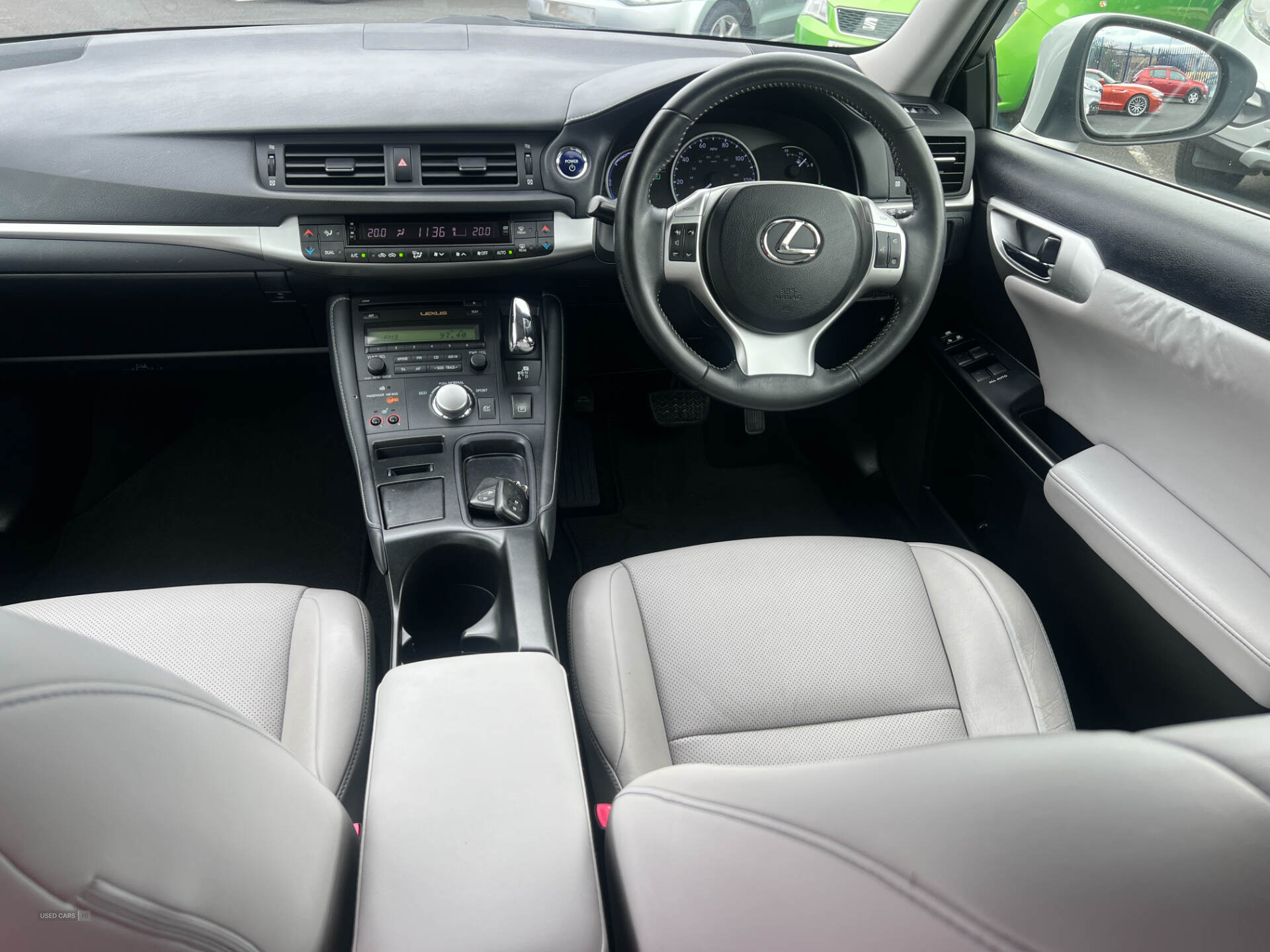 Oct 2011 Lexus CT 200h 200h 1.8 SE-L 5dr CVT Auto