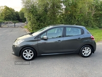 Peugeot 208 1.2 VTi Active 5dr in Down