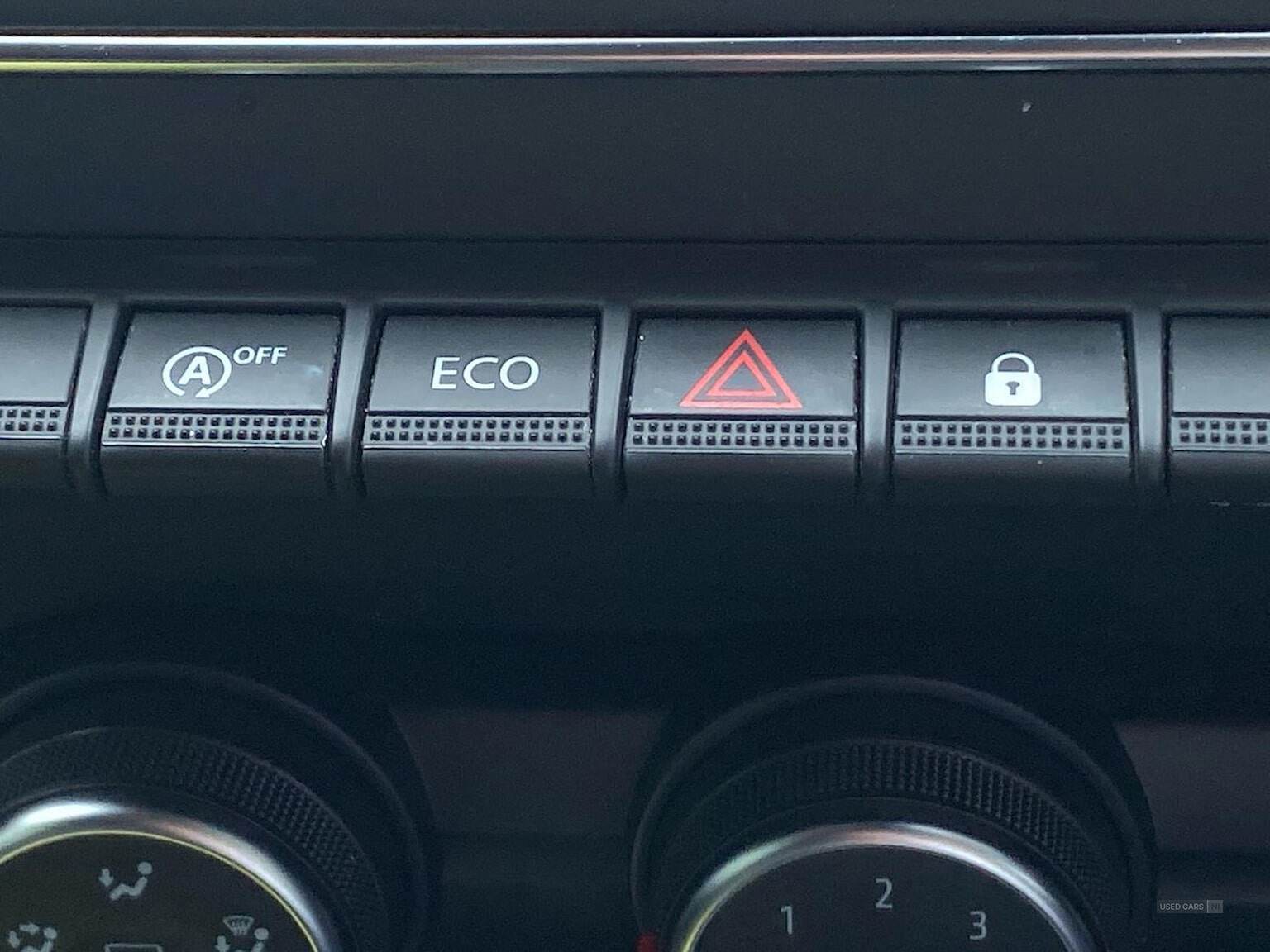 Dec 2019 Renault Clio 1.0 Tce 100 Iconic 5Dr