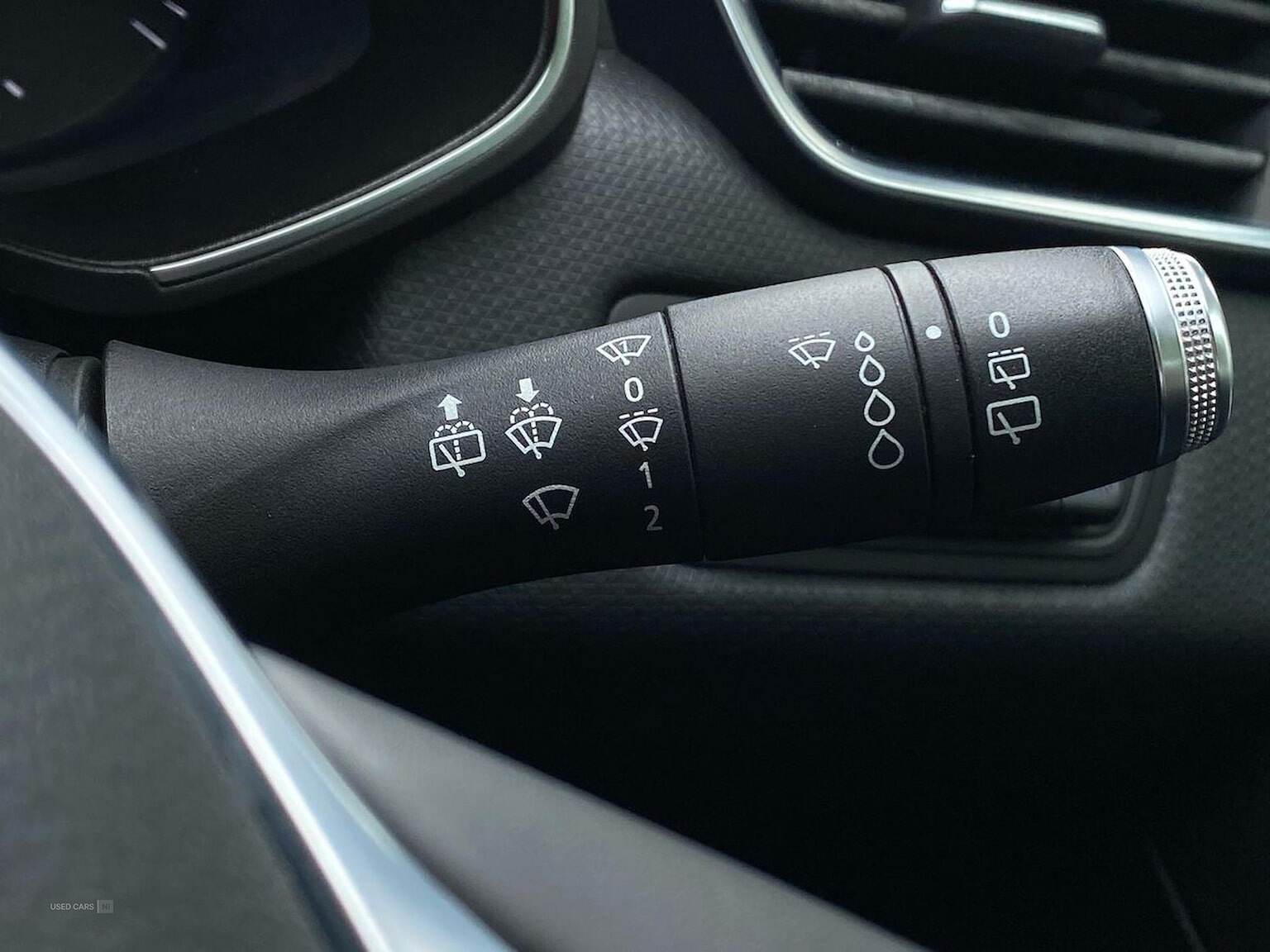 Dec 2019 Renault Clio 1.0 Tce 100 Iconic 5Dr
