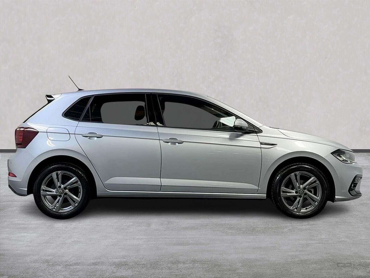 Nov 2022 Volkswagen Polo 1.0 Tsi R-Line 5Dr