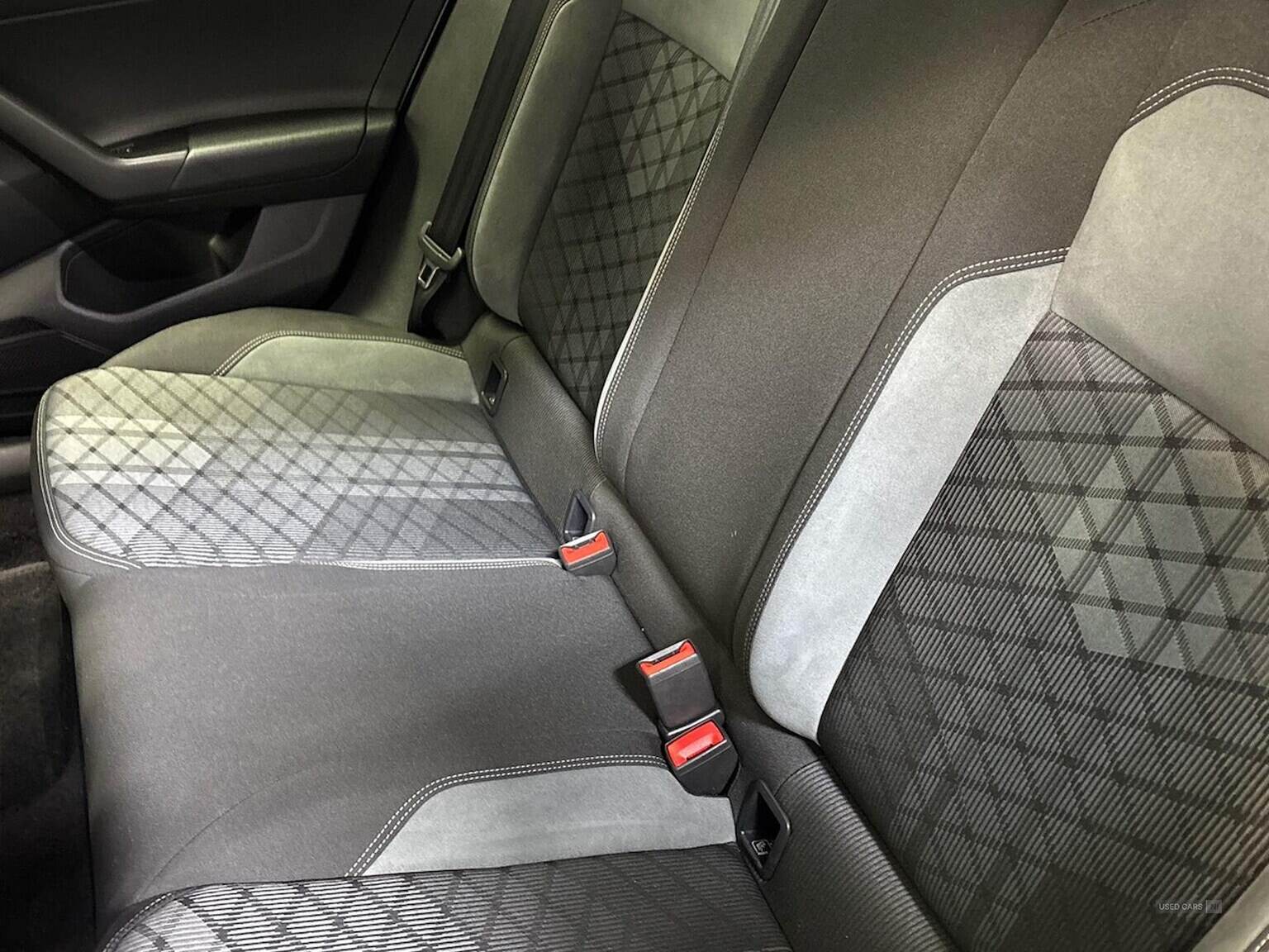Nov 2022 Volkswagen Polo 1.0 Tsi R-Line 5Dr