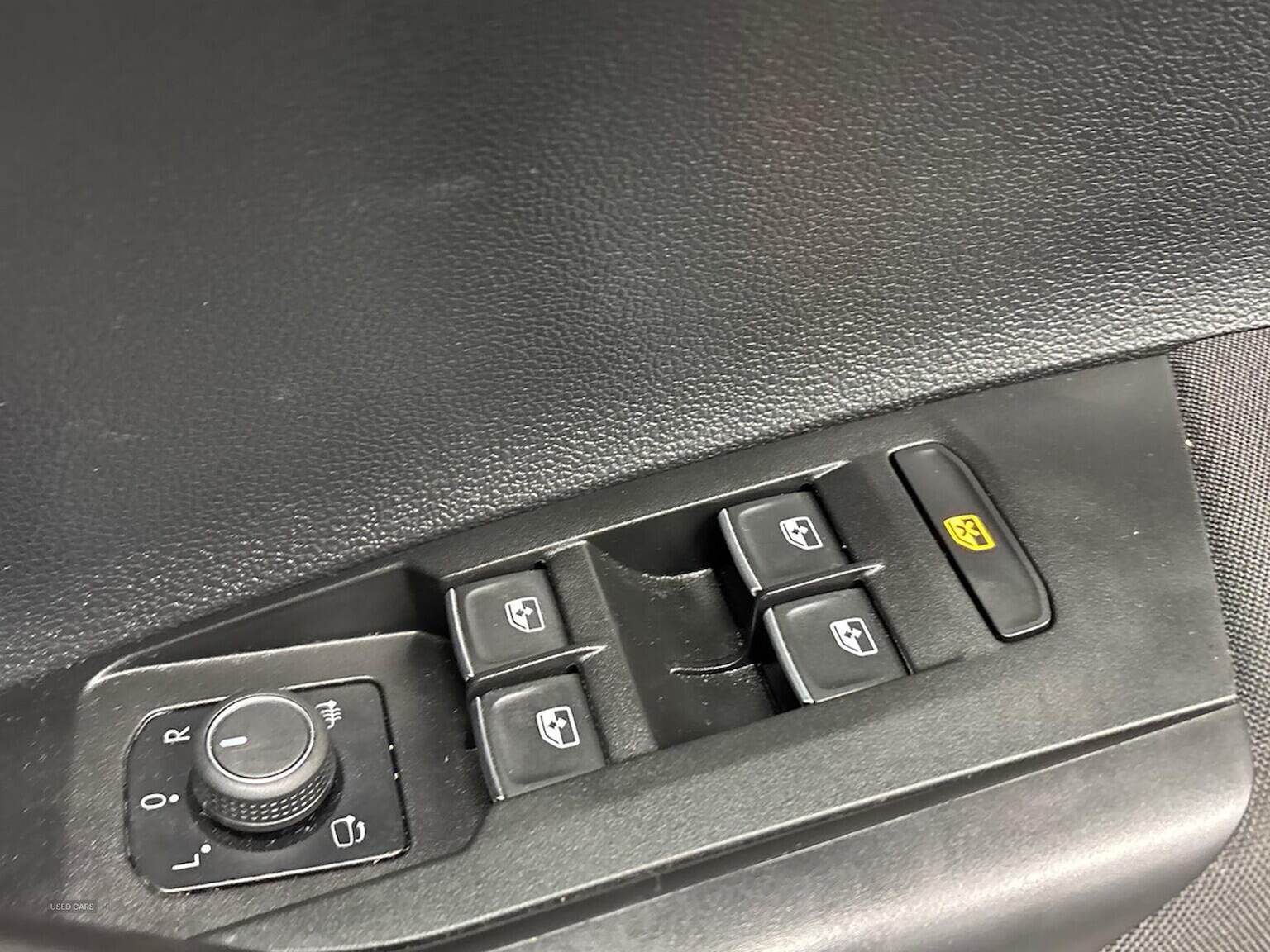 Nov 2022 Volkswagen Polo 1.0 Tsi R-Line 5Dr